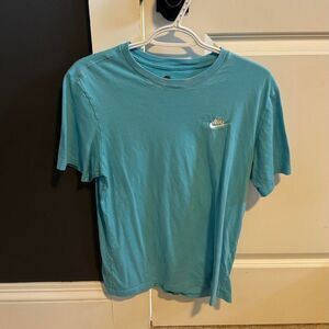Nike Men's Blue T-shirt